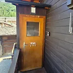 Lonys Wanderlust Nahe Zermatt Сasa de vacaciones Sankt Niklaus