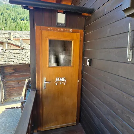 Lonys Wanderlust Nahe Zermatt Dom wakacyjny St. Niklaus