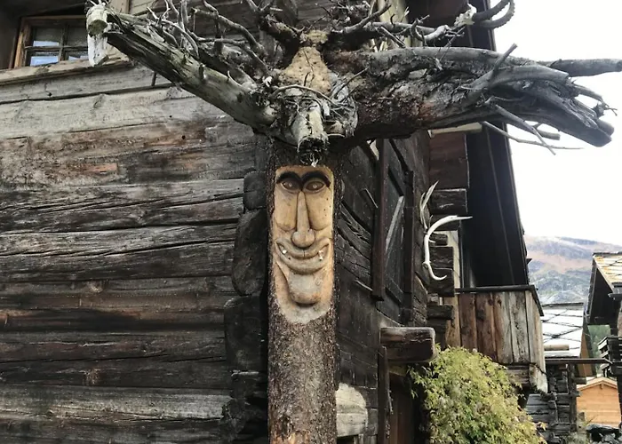 Lonys Wanderlust Nahe Zermatt St. Niklaus