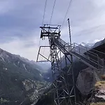 Lonys Wanderlust Nahe Zermatt